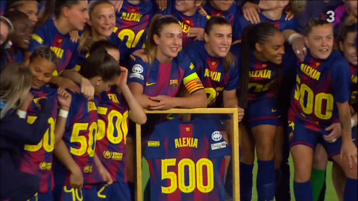 👑 La REINA del Camp Nou 👏🏽 Homenatge a Alèxia Putellas pels 5⃣0⃣0⃣ partits amb la samarreta del Barça ▶️