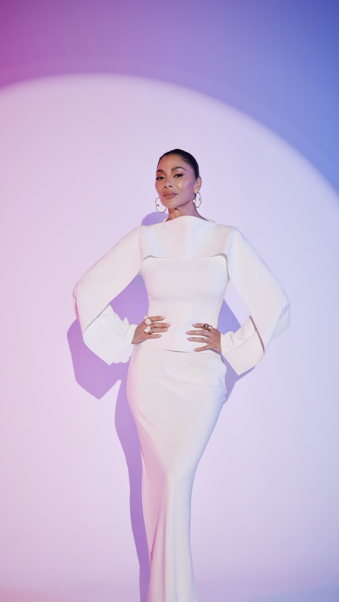 .Nicole Scherzinger shares the lore behind the THE PUSSYCAT DOLLS’ hit song, "Stickwitu," during her radio takeover in Los Angeles. 🥰 Listen now on Apple Music.