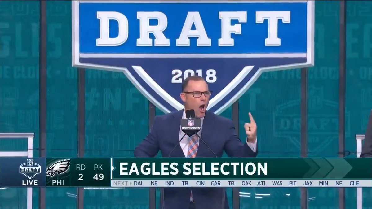 David Akers took full advantage of his time on stage at the 2018 draft 😭 2026 NFL Draft – April 23-25 on NFLN/ESPN/ABC Stream on NFL+