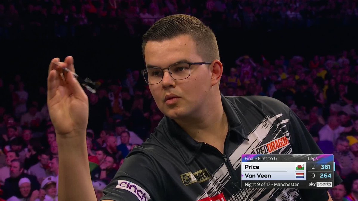 DARTING DEJA VU! We promise that wasn't a replay! 😂 Gerwyn Price produces his second 128 checkout of the final to extend his lead over Van Veen to 3-0! 📲 #PLDarts | Final