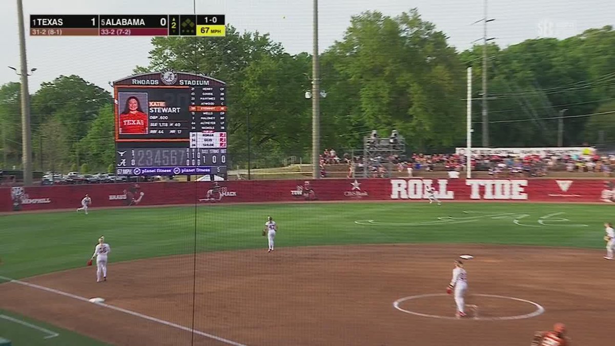 LAUREN JOHNSON LAYS OUT FOR THE CATCH (YET AGAIN) 🙌 #NCAASoftball #SCTop10 x 🎥 SECN+ / Alabama Softball