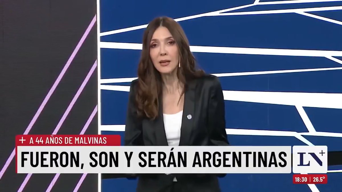"La cuestión Malvinas no tiene grieta" dice la ensobrada de Pautina Pérez. No tiene grieta para NOSOTROS. Vos bancas todos los días a un tipo que dice que ADMIRA A MARGARET THATCHER. Forros