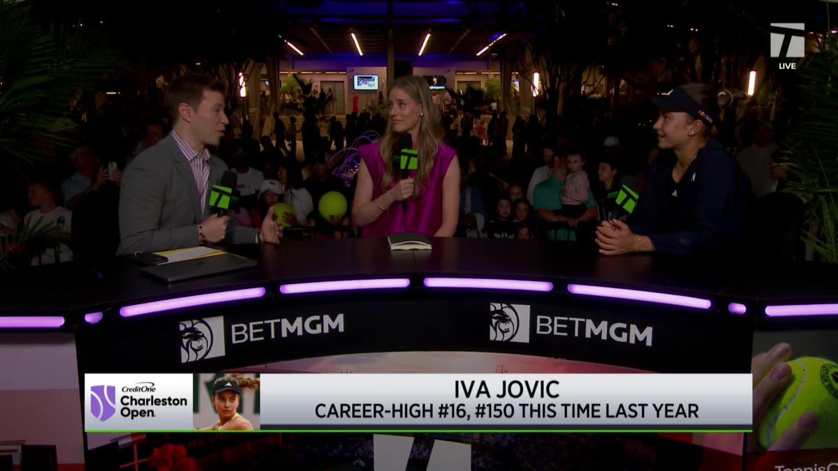 The youngest player in the WTA top 100 is showing maturity beyond her years 🙌 Iva Jovic sits down at our desk to discuss her team, her game, and participating in BJK Cup qualifiers next week 💫 #CharlestonOpen