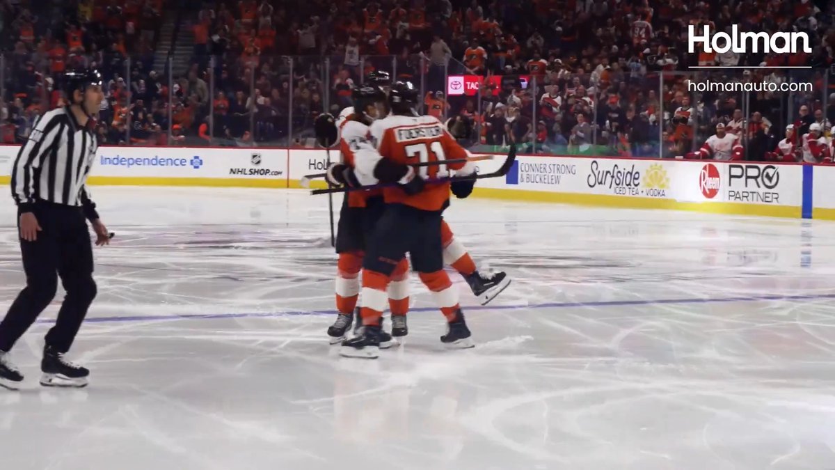 Foerster found the back of the net in no time. #DETvsPHI | #LetsGoFlyers