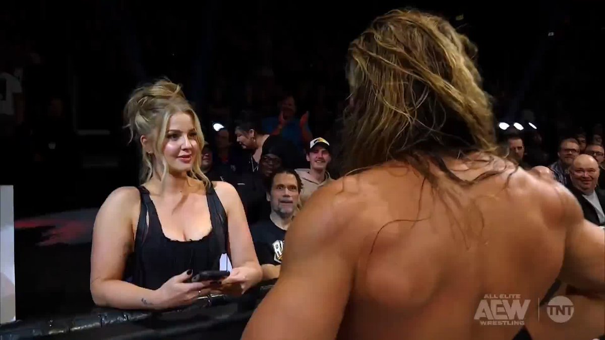 .“EL IDOLO” ANDRADE better than MJF!!! is popular everywhere he goes! Watch #AEWCollision on TNT + HBO Max