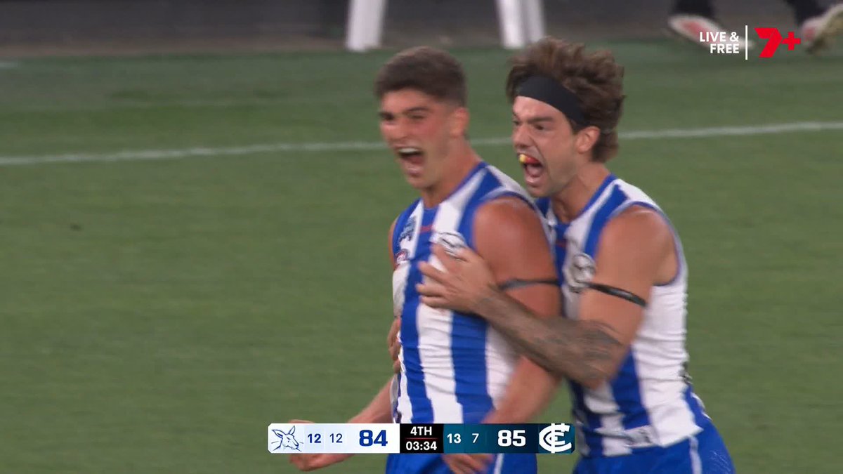 SHEEZEL! NORTH MELBOURNE IN FRONT! #AFLNorthBlues