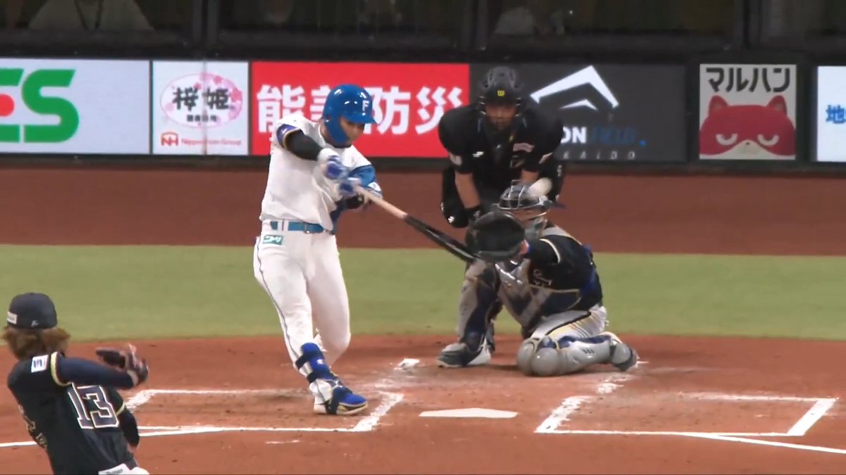 勝負強いバッティング✨ 北海道日本ハム 水野達稀 選手が満塁から走者一掃の3点タイムリー2ベースヒット👏 👇ライブ配信はこちら