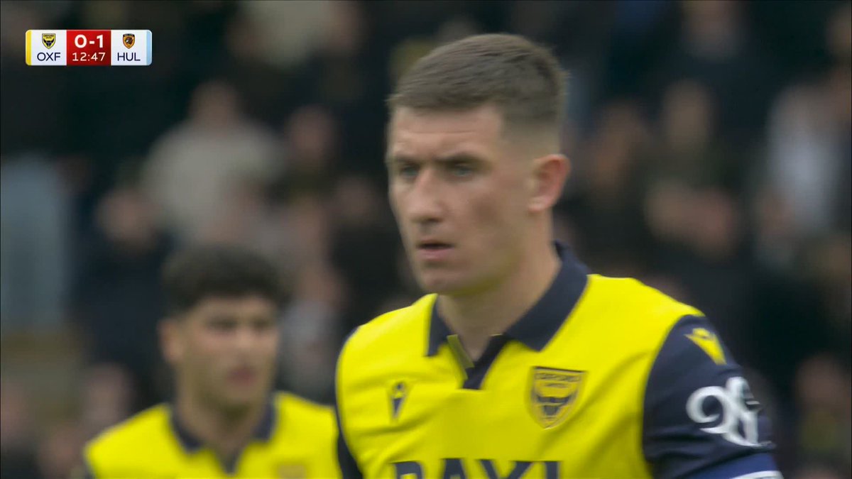 Oxford captain Cameron Brannagan steps up to the penalty spot and coolly dispatches to bring Oxford level 😮💨