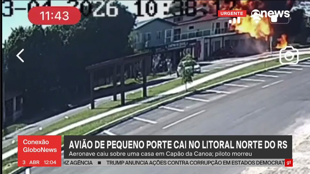URGENTE: Veja momento em que avião de pequeno porte cai no Litoral Norte do RS. Aeronave bateu numa casa e explodiu. O piloto morreu. #ConexãoGloboNews ➡ Assista à #GloboNews: