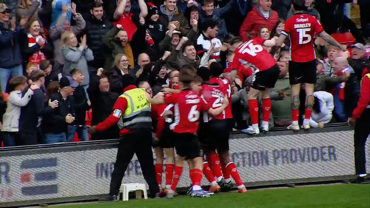 "IT'S A VOLLEYBALL TOUCH!" 😳 Lincoln City go a step closer to Championship football... but was there a handball in the build-up? 👀
