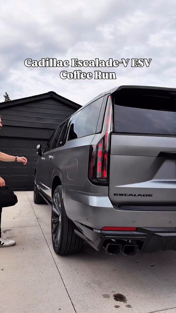 أفخم و أقوى سيارة عائلية صُنعتها جنرال موتورز حتى الآن Cadillac Escalade -V 2026 🇺🇸