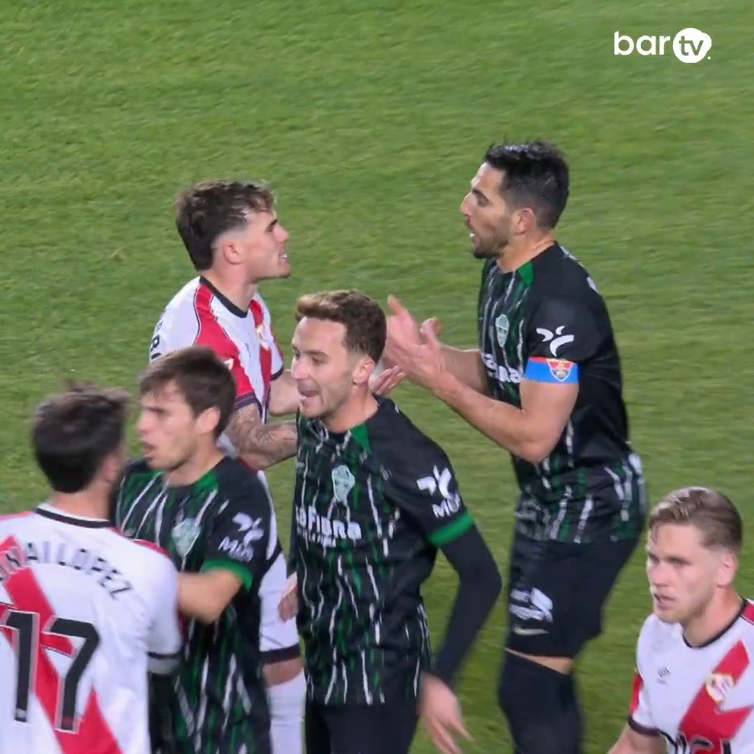 🟥 La acción por la que Bigas ha dejado al Elche Club de Fútbol con uno menos #TodoPasaEnTuBar