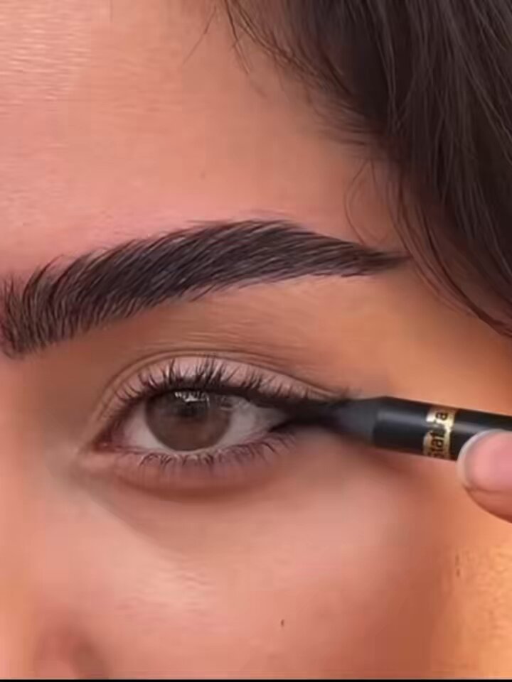 اعرف نفسي لو اسوي زيها طلعت ابو قاسم