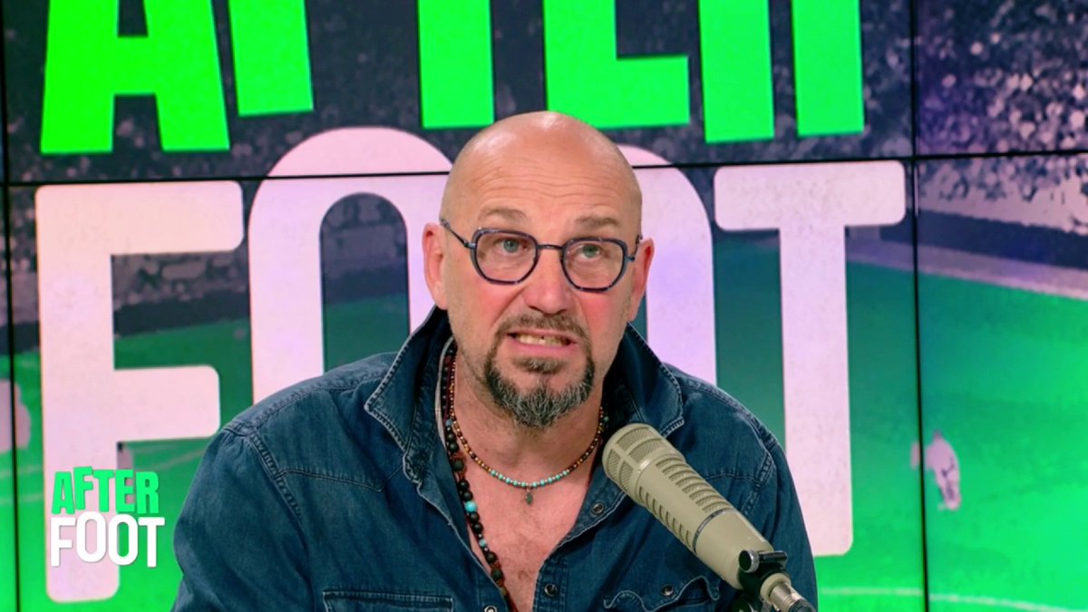 Lionel Charbonnier sur le match de Safonov : "Il ne fait pas un match rassurant mais ce n'est pas suffisant pour le mettre sur le banc contre Liverpool." #RMCLive