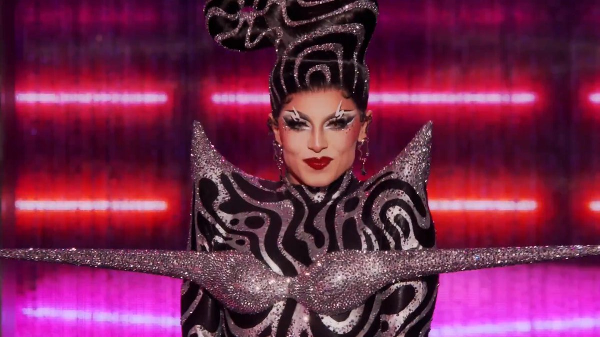 Category Is: Drag Excellence! 👠✨ Which runway is your fave? #DragRace