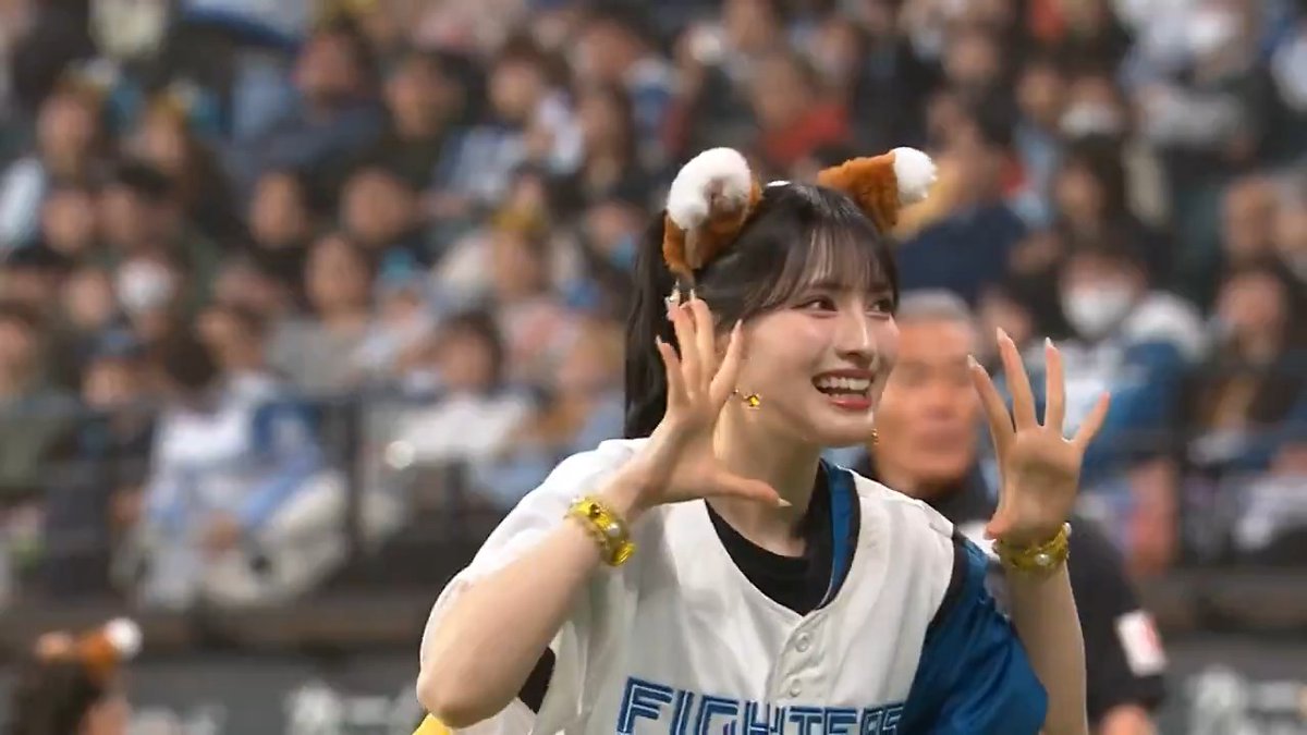 超ときめき♡宣伝部さんと一緒に 超最強なきつねダンス🦊💕 試合終了後〈AFTER GAME〉にてスペシャルライブも開催します! #超とき宣 超ときめき♡宣伝部 #lovefighters