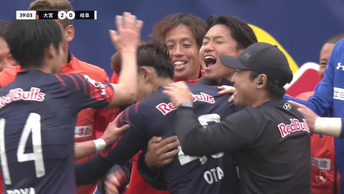 自陣で奪ったボールをゴールに繋げて追加点⚽️ 🎦 ゴール動画 🏆 明治安田J2・J3百年構想リーグ 地域リーグラウンド 第9節 🆚 大宮vs岐阜 🔢 2-0 ⌚️ 39分 ⚽️ 山本 桜大(大宮) #Jリーグ