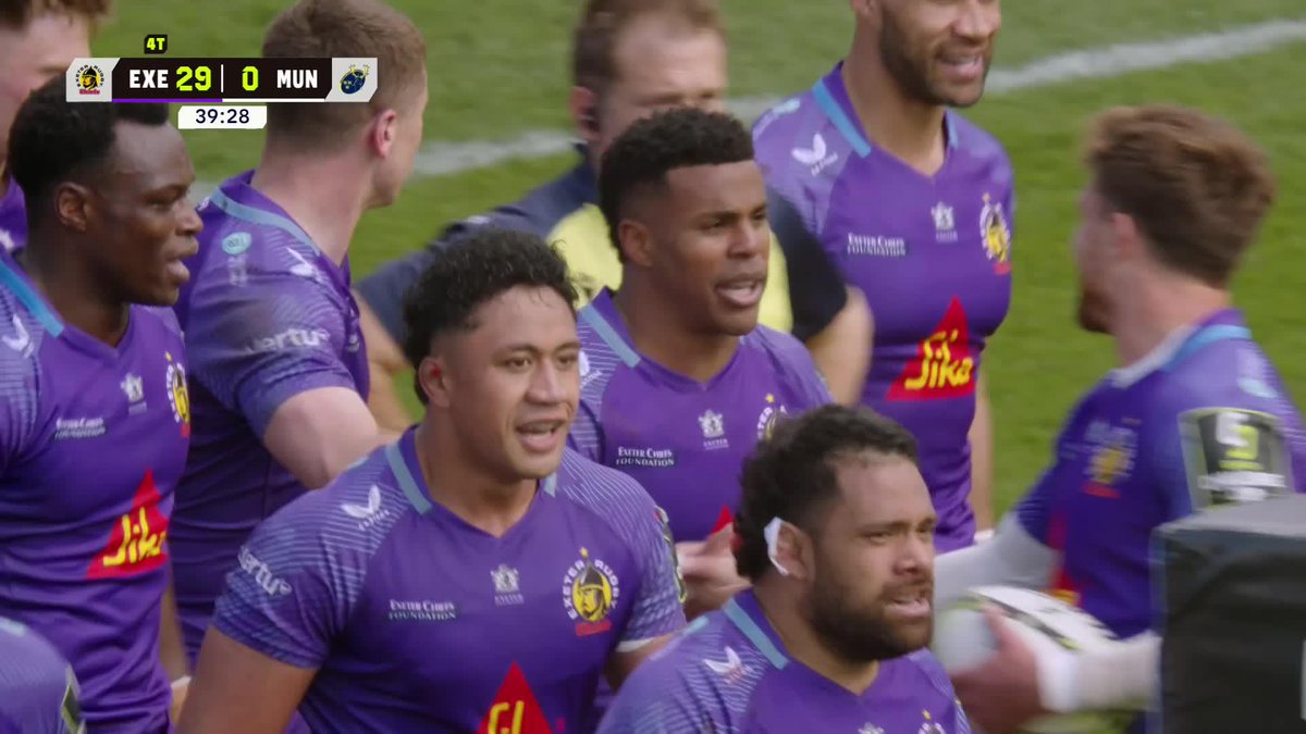 "Feyi-Waboso...ARE YOU KIDDING ME?" 🗣️ An incredible try from Exeter Chiefs' Immanuel Feyi-Waboso as he weaves through the Munster defence 🟣 #ChallengeCupRugby