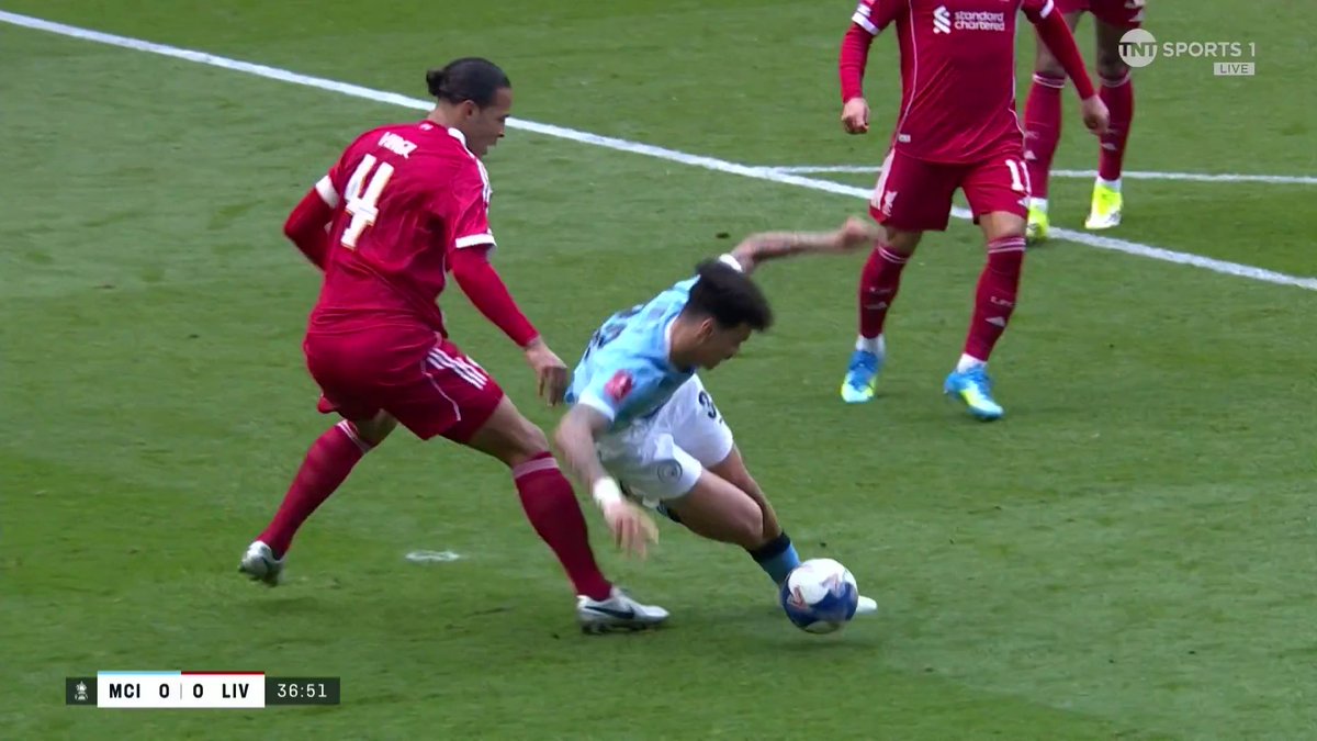 The foul from Virgil van Dijk that resulted in a penalty for Man City 🥅 📺 Watch live on TNT Sports on HBO Max