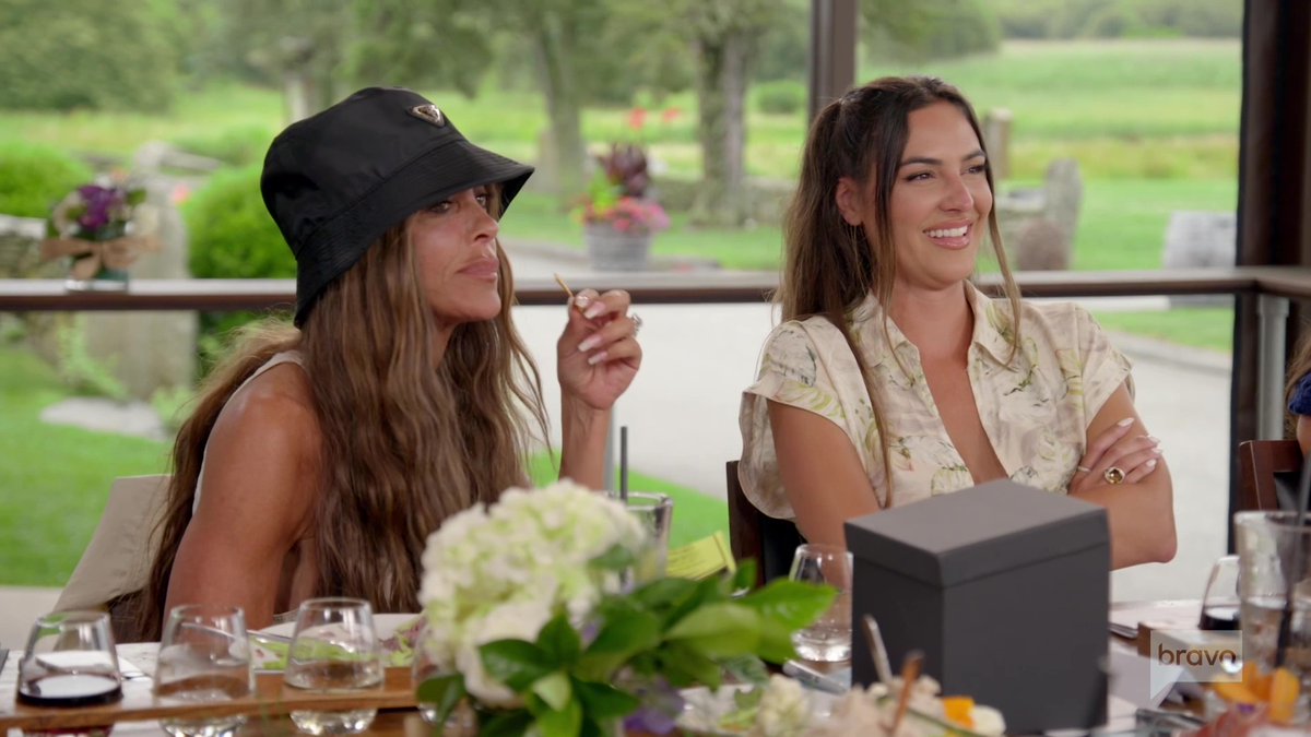 #RHORI Season 1, Episode 2 SNEAK PEEK 2. All New, Tomorrow 9/8c on @Bravotv. (Source @Bravotv NBCUniversal)