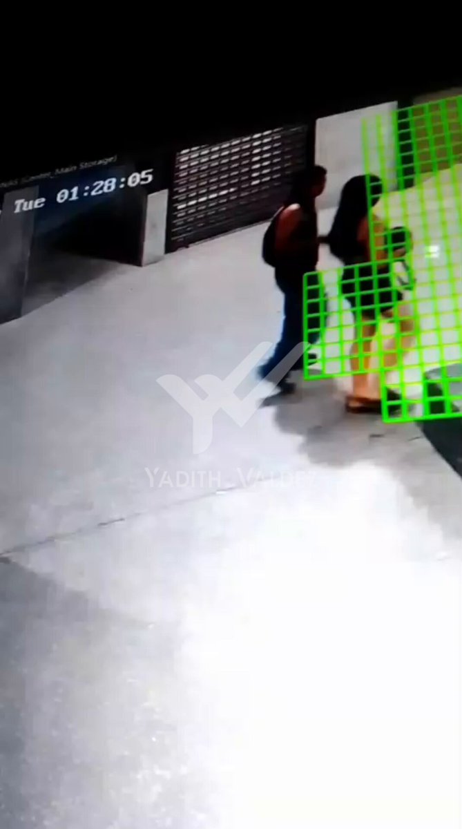 Ataca sujeto y hiere a mujer trans, después de que se negara a ofrecer sus servicios en un hotel del Centro de Monterrey. Con un cuchillo, hirió a la persona, a quien además despojó de sus pertenencias… Los hechos ocurrieron el pasado 01 de Abril, en el primer cuadro de la ciudad.