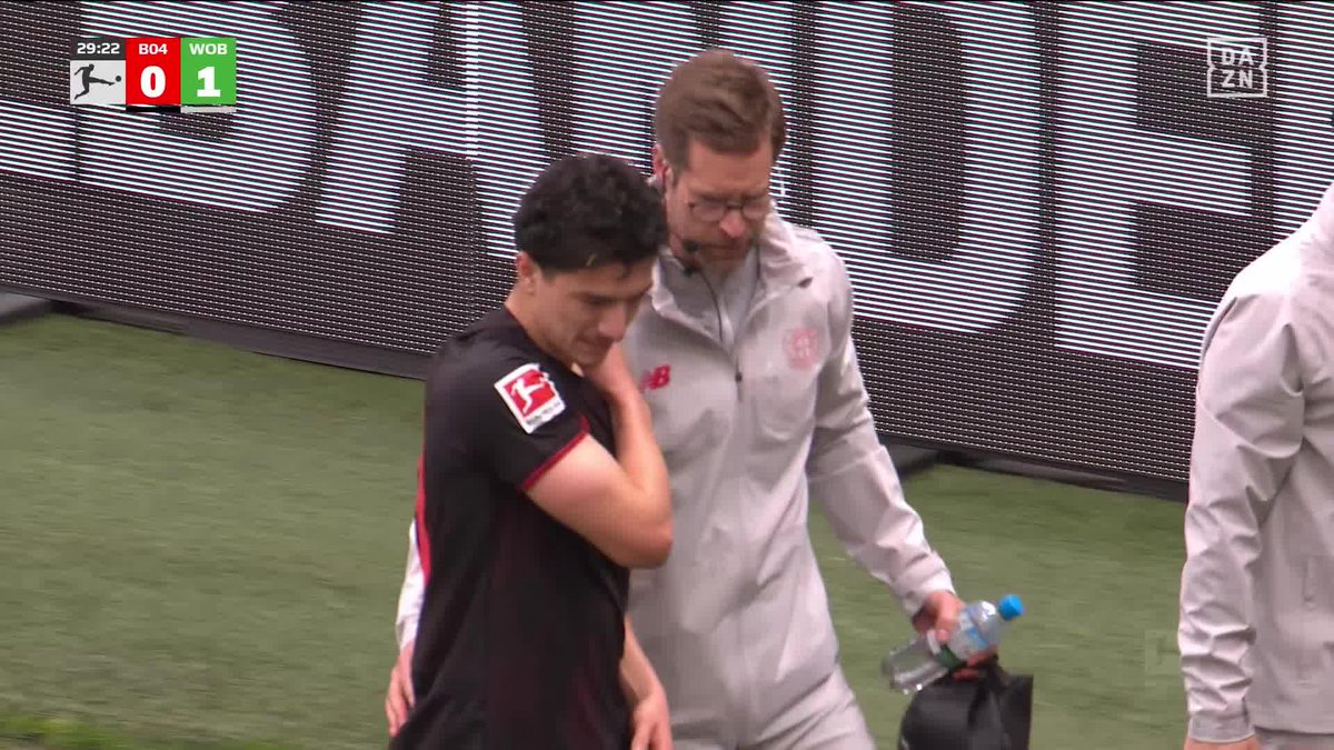 La temporada de Grimaldo no tiene sentido 😮‍💨 Doblete para sumar 14 goles y 11 asistencias, esos son sus números de la temporada 🔥 #BundesligaEnDAZN 🇩🇪