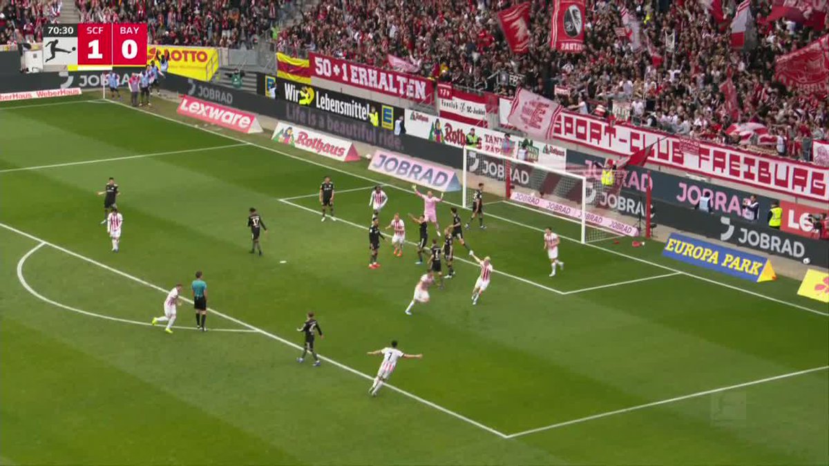 Freiburg goes up two goals on Bayern Munich 😮