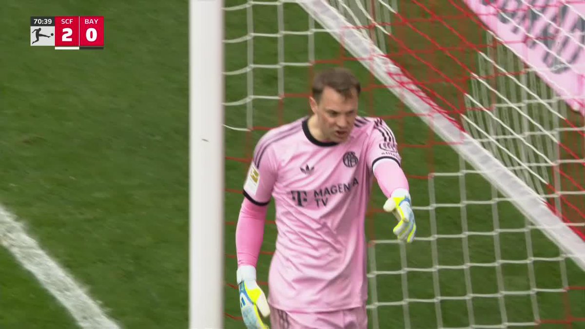 😳🇩🇪 El INCREÍBLE ERROR de Neuer y Friburgo le está ganando por 2-0 al Bayern Múnich.