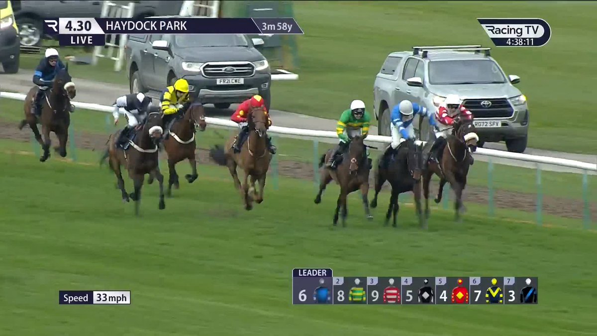 Team O'Neill and those famous JP McManus silks combine for victory with Largy Go in the JCB Hydrogen Novices' Handicap Hurdle 🟢🟡🟢