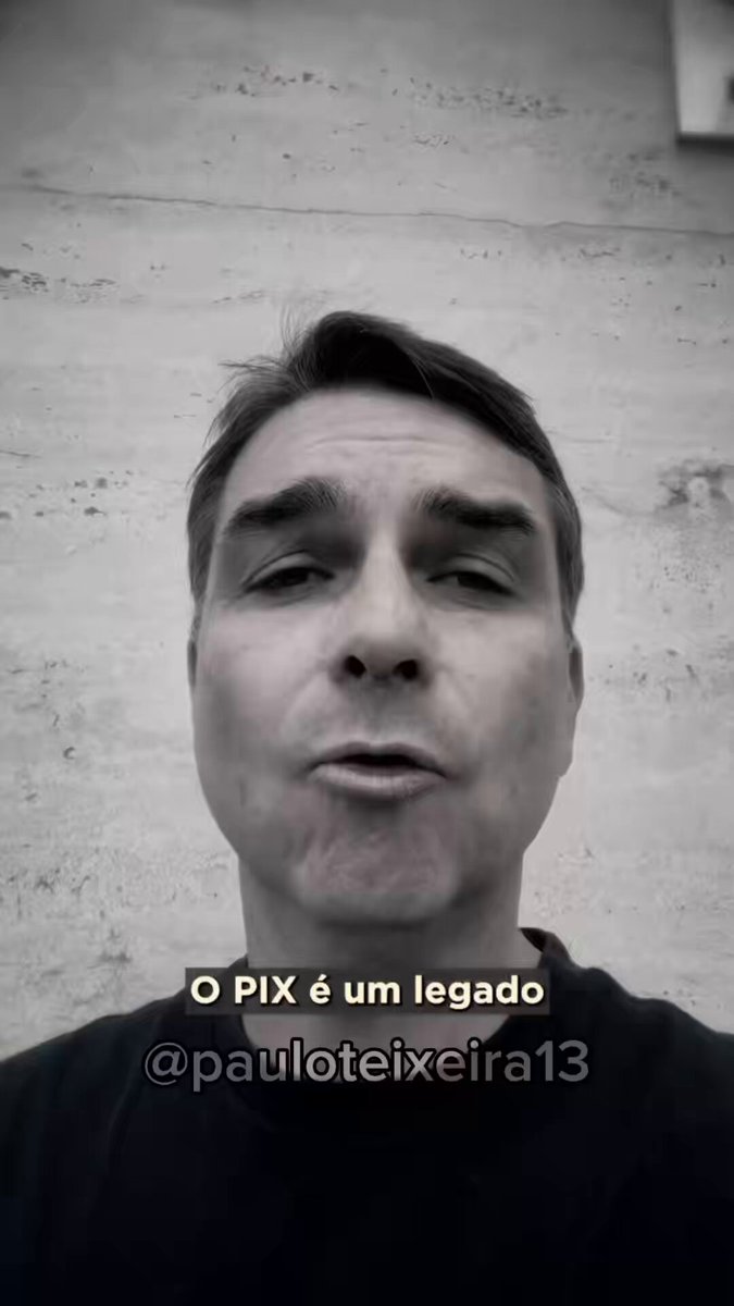 A Data FIFA acabou, o Brasileirão voltou e com ele o VAR pra cima do Flávio Rachadinha. Assista e compartilhe a verdade sobre o Pix!