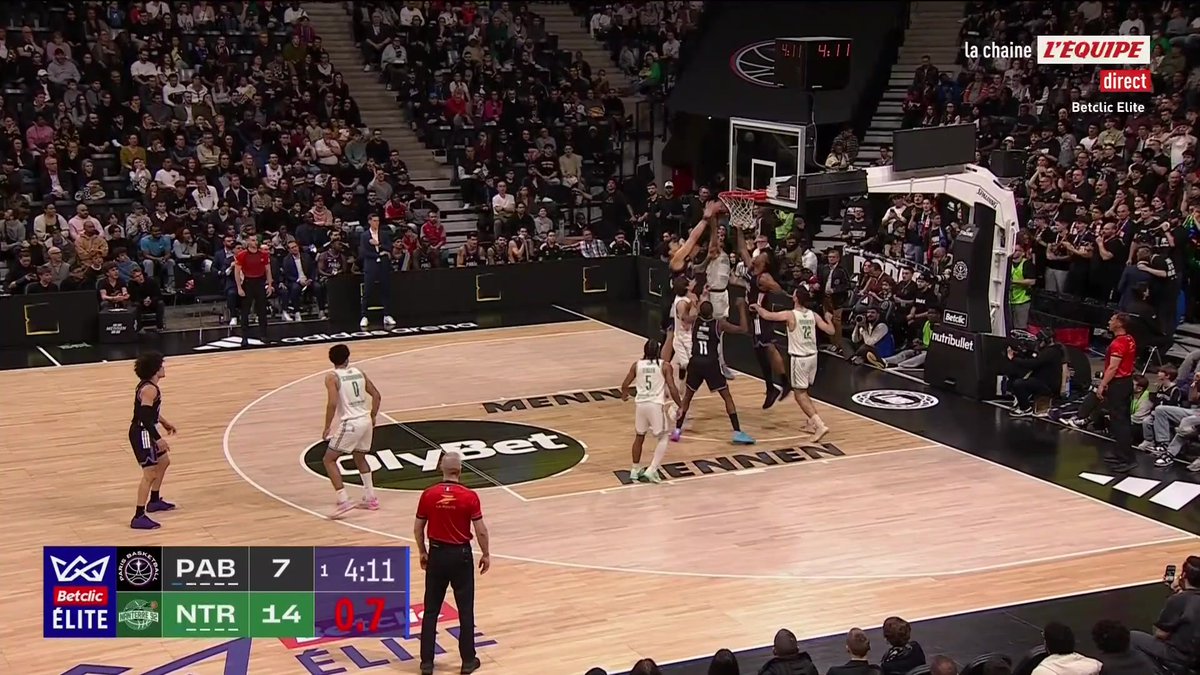 Nanterre fait la course en tête face au Paris Basketball ! Suivez le choc en direct sur la Chaîne L'Equipe ➡️ #lequipeBASKET