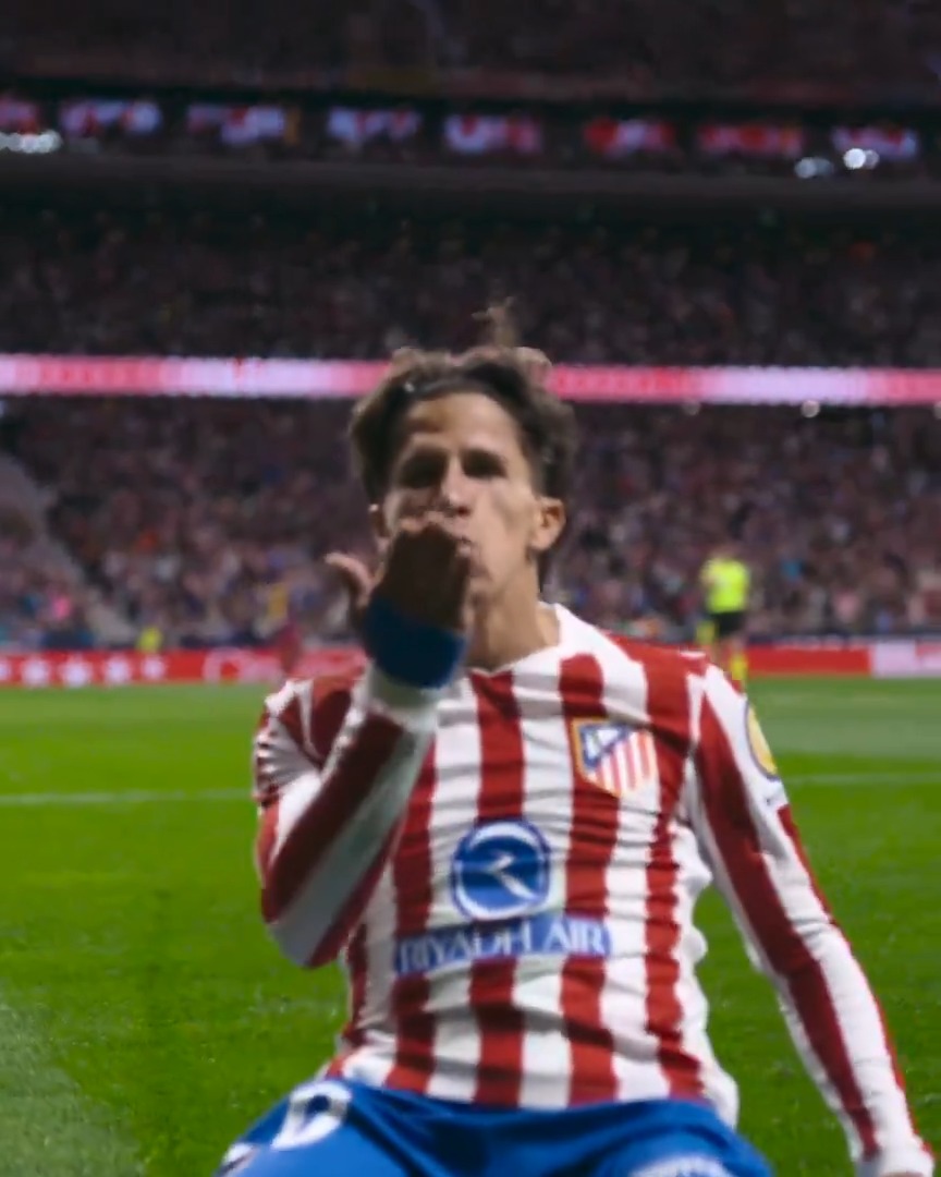 ⚽ ¡Así celebró Giuliano el gol del Atlético de Madrid en el Riyadh Air Metropolitano! AtletiBarça | LALIGAHighlights | LALIGAEASPORTS