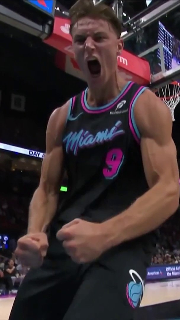 Pelle Larsson KÖÖÖÖR i NBA 🤯🔥 📲 Streama NBA på HBO Max.