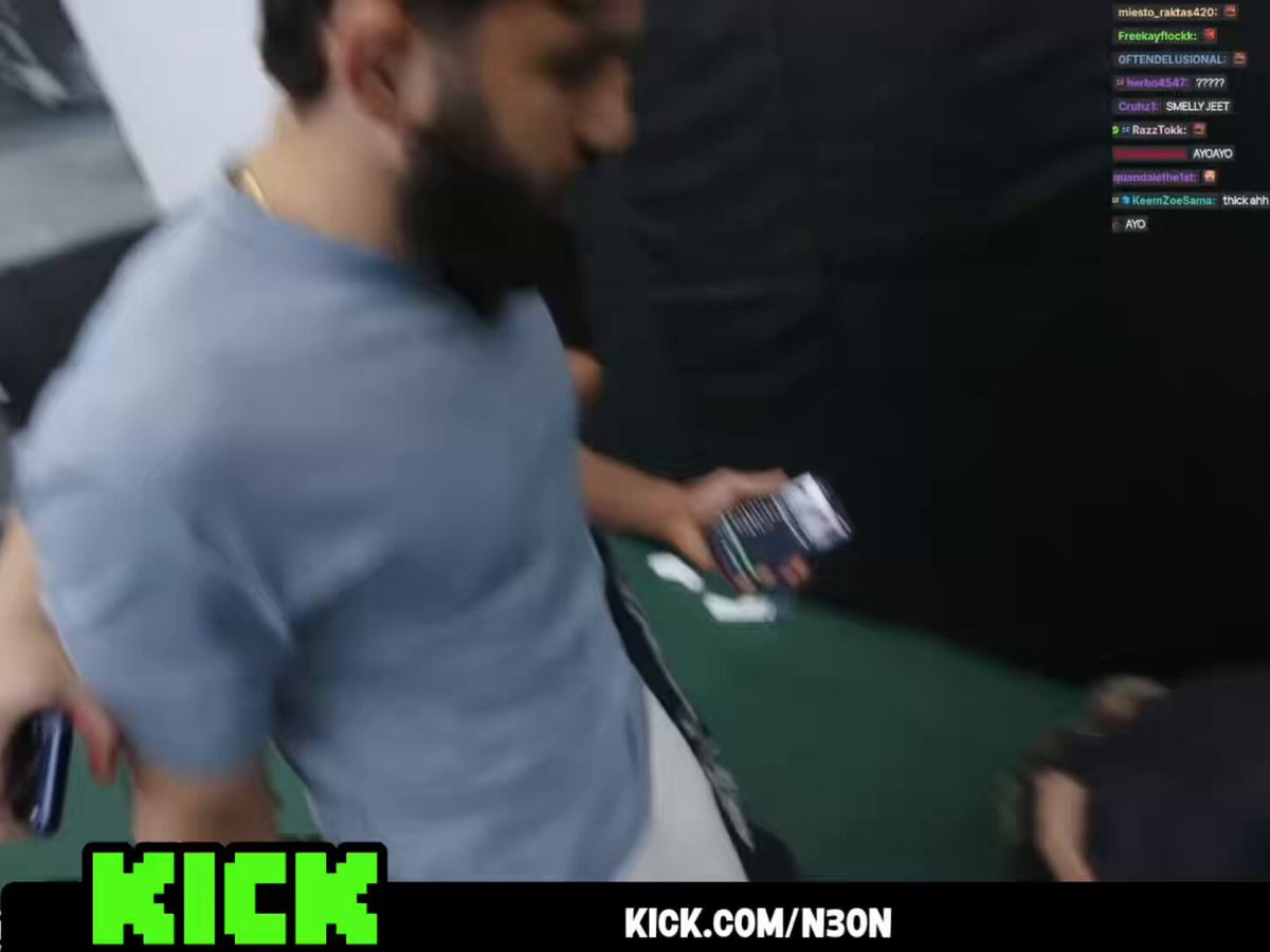 Arman Tsarukyan was trying his HARDEST to help N3on win his wrestling match vs xQc, but he was still TOO WEAK 😭 “Bite him, bite him”