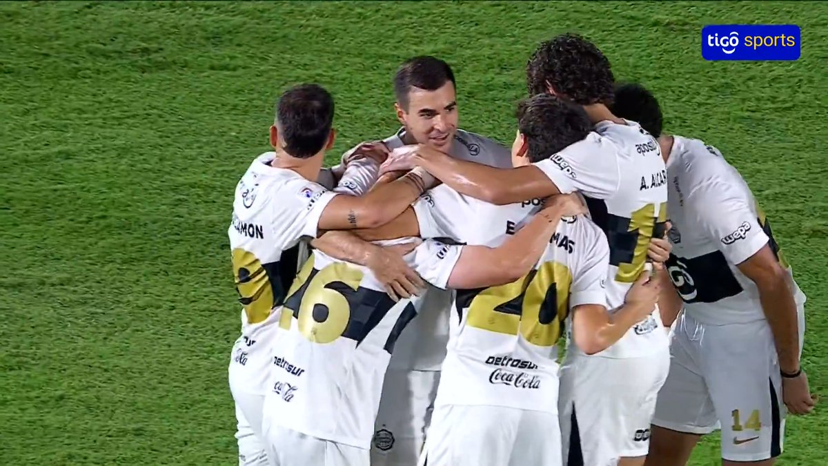 "Olimpia" Porque le rompió bien el ojete por 3-0 a Nacional de Asunción por la Liga de Paraguay. Les rompieron todo el orto, alta putita la Academia.
