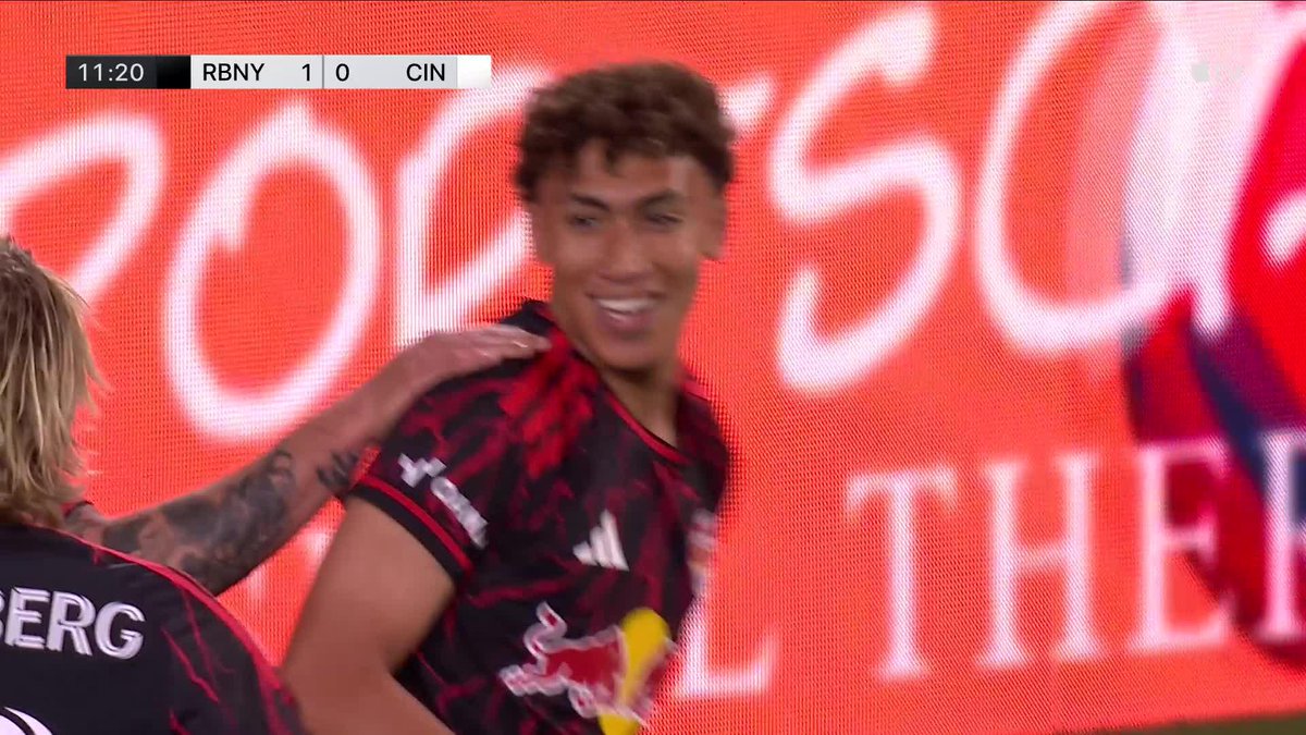 Julian Hall cannot stop scoring! He's on the scoresheet early to give Red Bull New York the lead! 📺 Apple TV: