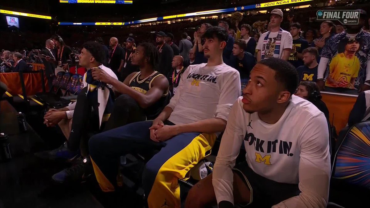 The Michigan starting lineup 🔥 #MarchMadness Michigan Men's Basketball