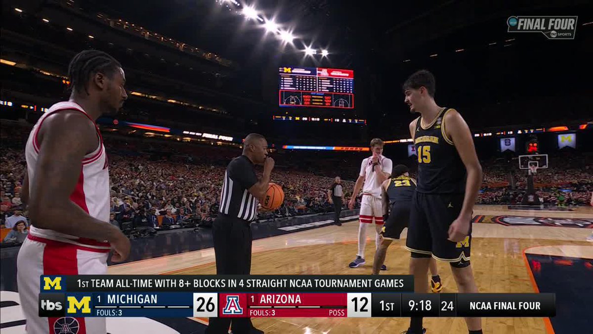 Michigan defense is SWARMING 🔒 Watch #MFinalFour on TBS