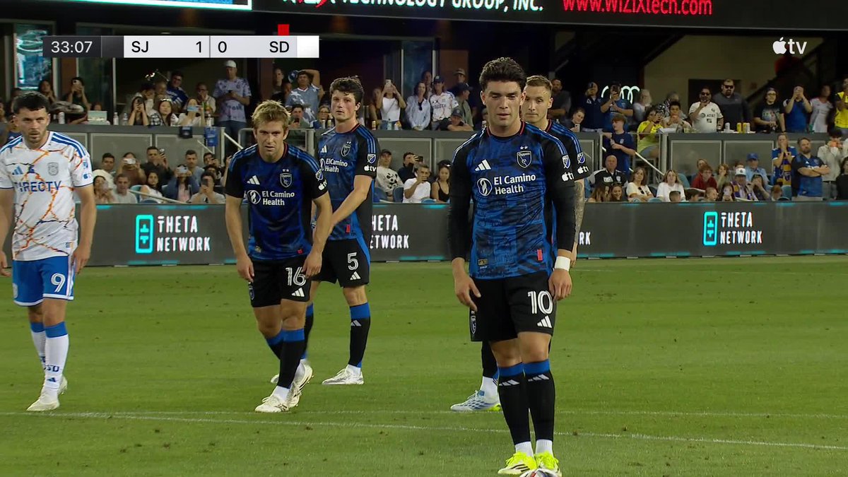 Niko Tsakiris buries it from the spot for his second of the night! San Jose up 2-0.✌️ 📺 Apple TV: