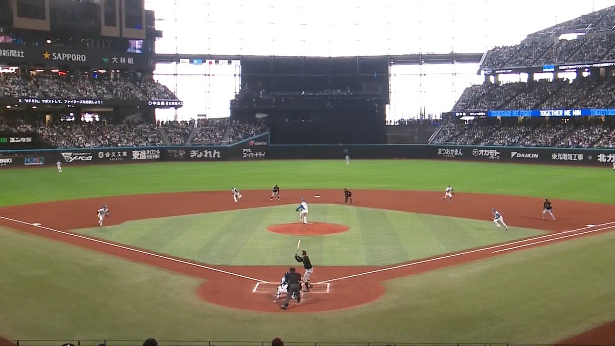 北海道日本ハムが鉄壁のバント封じ👏 ブルドッグシフト炸裂の瞬間💪 👇ライブ配信はこちら