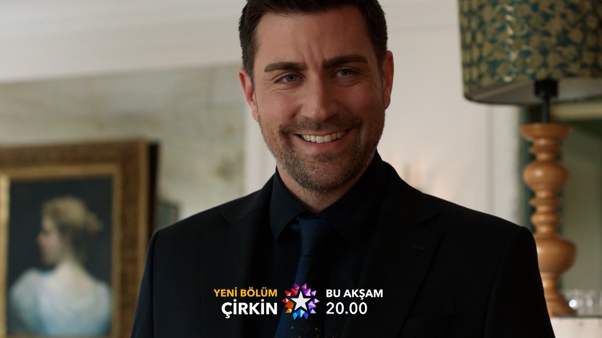 "Beni öyle sevsin diye bütün ömrümü verirdim." #Çirkin yeni bölümüyle bu akşam 20.00'de Star'da! ÇİRKİN