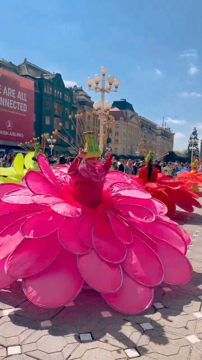Feast of Flowers (Florii) is Romania’s Palm Sunday. Because palms don’t grow here, willow branches and spring flowers became our way of welcoming Jesus into Jerusalem. A celebration of faith, spring, and everyone who carries a flower name.