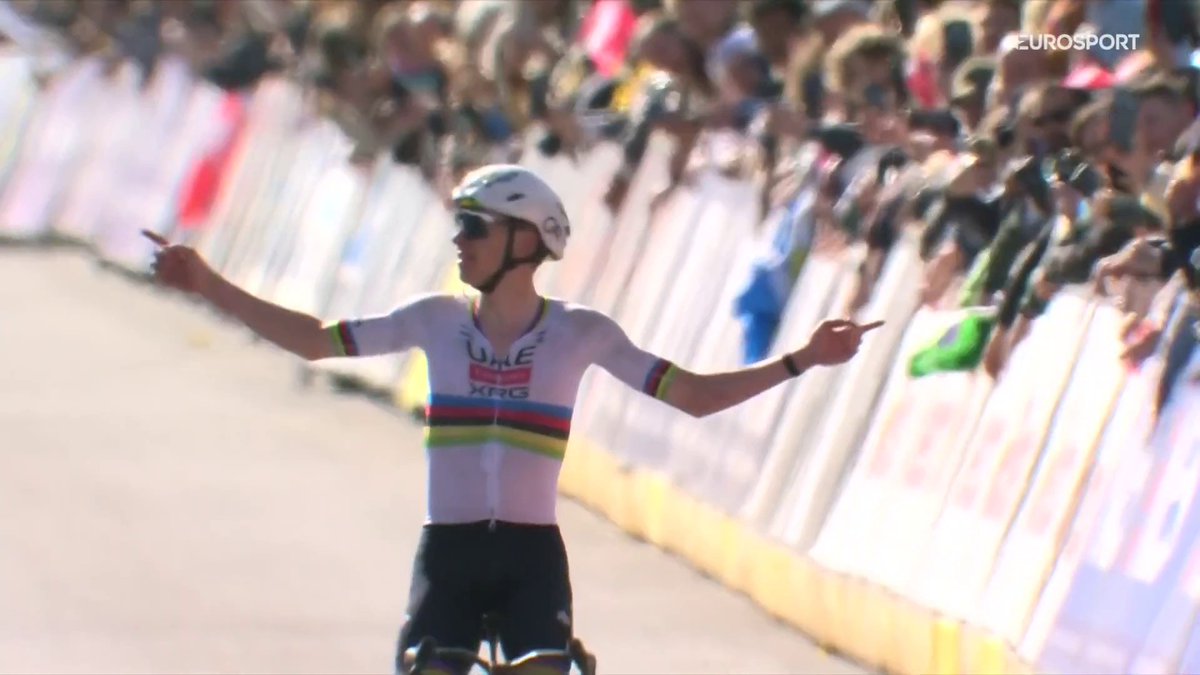 RENDIDOS A TADEJ POGACAR. El campeón del mundo firma su tercer Tour de Flandes, el duodécimo Monumento, el cuarto consecutivo... y tan solo deja la incógnita de si será capaz de ganar los cinco en un mismo año. 🚴♂️ Lo has visto en Eurosport.es y HBO Max España. #RVV26