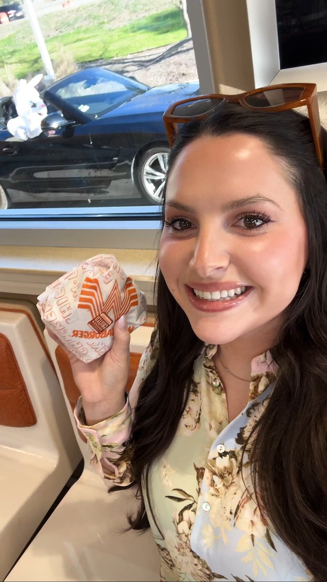 Never know who you’ll bump into at your local Whataburger… 🐰