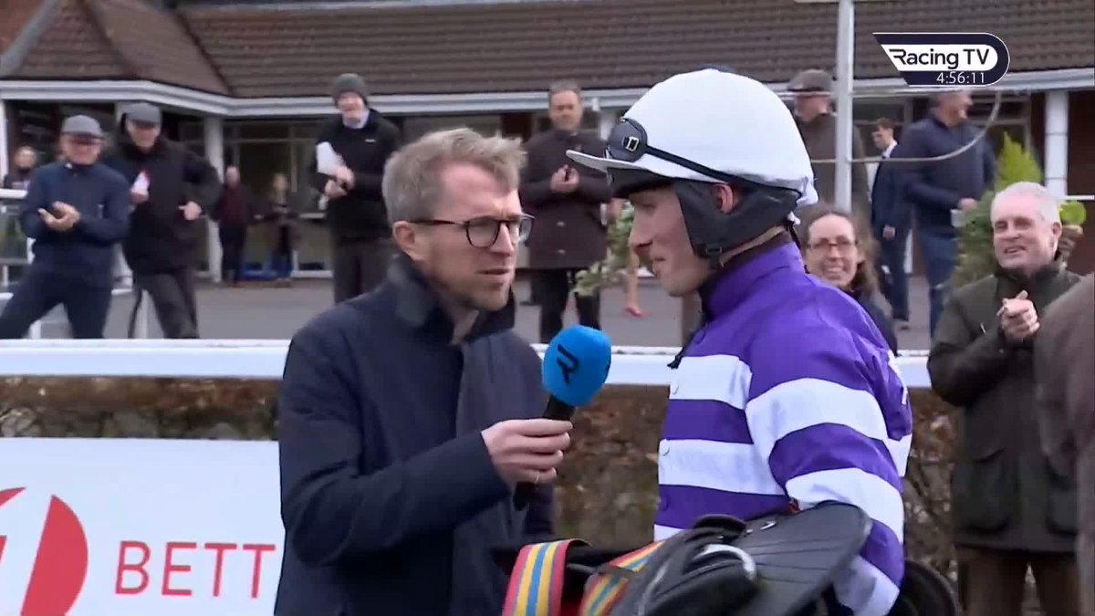 🗣️ "We're starting a new chapter, but I won't be forgetting the last one." Relieved Harry Cobden expresses delight at finally securing a first winner in Ireland aboard Funiculi Funicula Cork Racecourse Cobden also considers his upcoming new role with JP McManus 🟢🟡
