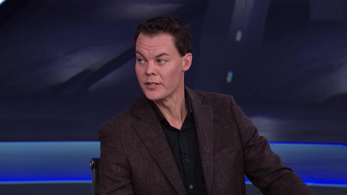 Tuukka breaking down glove positioning for goalies the way only Tuukka can... Fingers Up!! ✋ 🫱