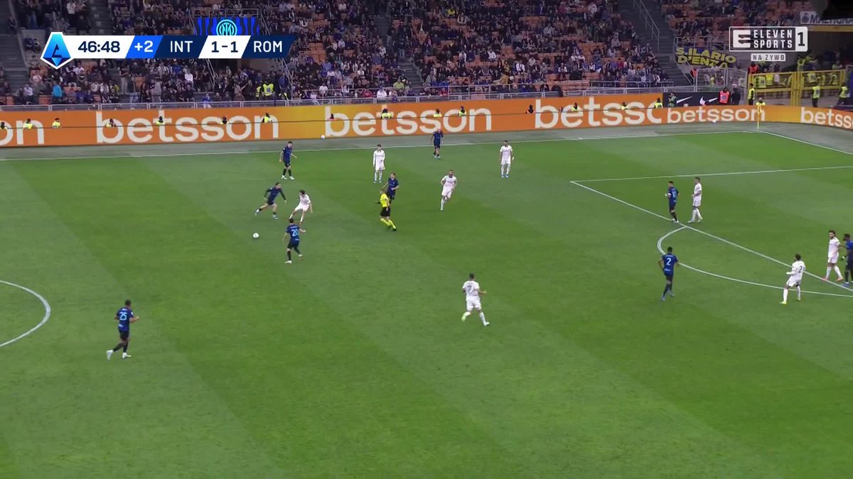 𝐇𝐀𝐊𝐀𝐀𝐀𝐀𝐀𝐀𝐍! 🤯 𝐖𝐎𝐎𝐎𝐎𝐎𝐎𝐎𝐎𝐖! 🚀 CO TO JEST ZA CHORY GOL! 😱 Rany boskie, dzieło sztuki! 🤌#włoskarobota 🇮🇹