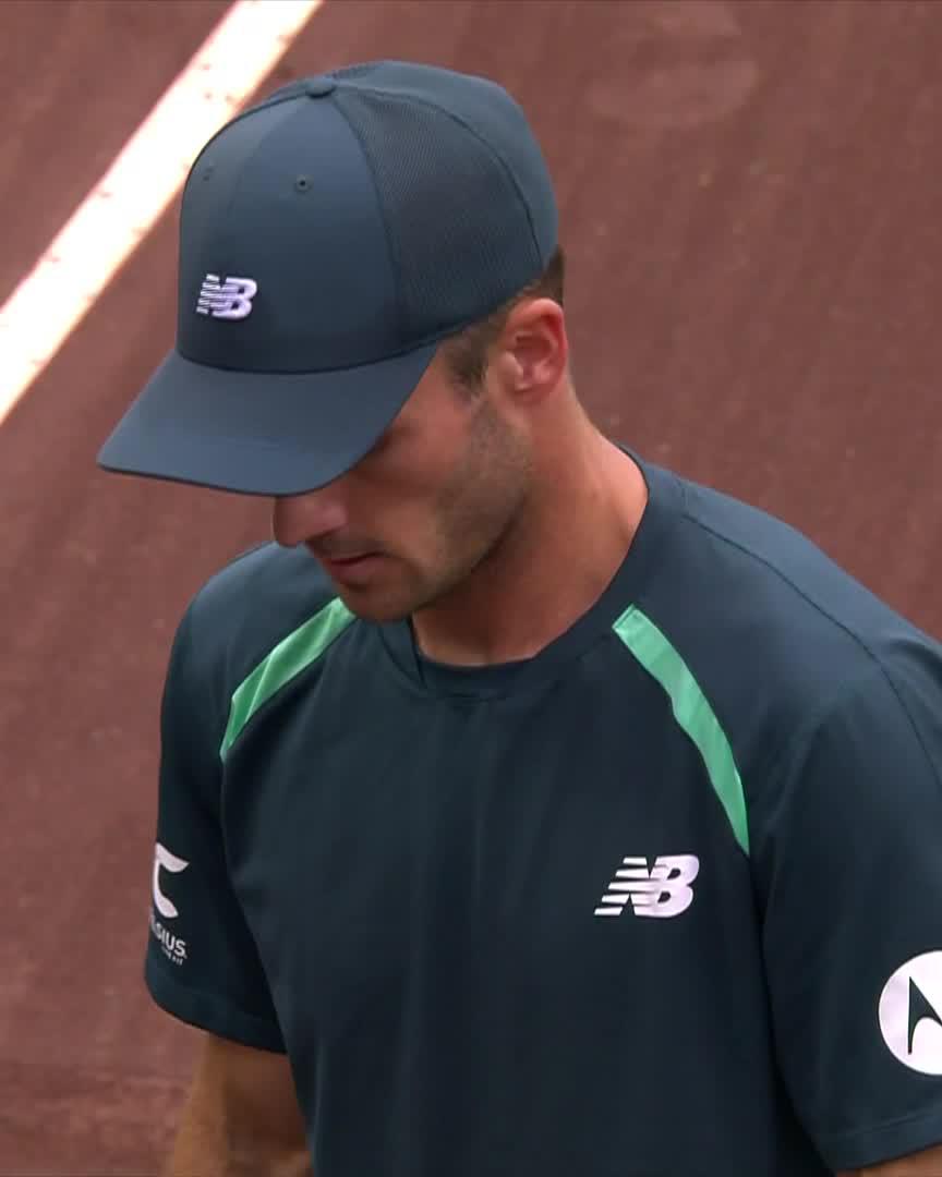 "Tommy, will you marry me?!" Well... it wasn't a no 😂 Tommy Paul #USClay