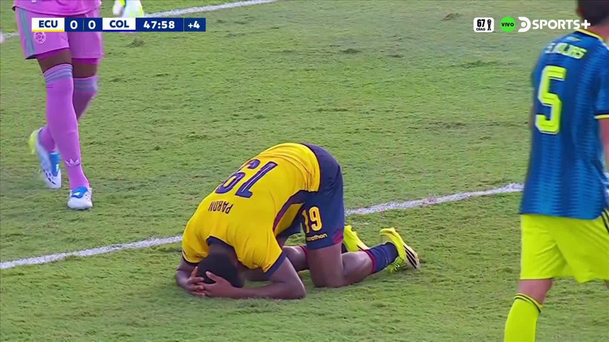¡NO SE PUEDE CREER LO QUE SE ERRÓ! Con el arco libre, José Escorcia se perdió el primero para Ecuador contra Colombia. CONMEBOL #Sub17EnDSPORTS