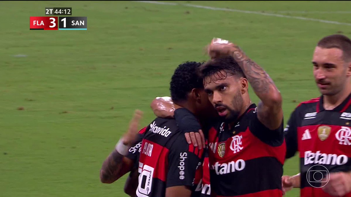 O gol de Lucas Paquetá. Flamengo 3x1 Santos. 🎥 TV Globo 📺 | ge